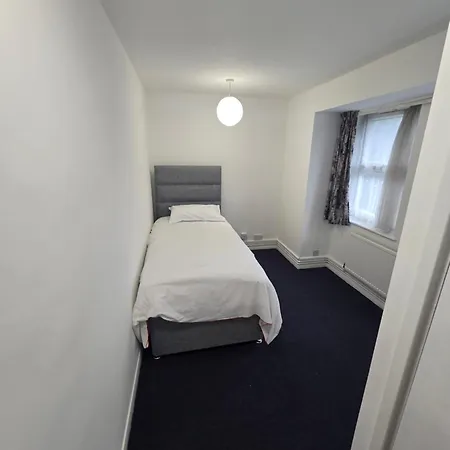 262-280 Leeds (West Yorkshire)